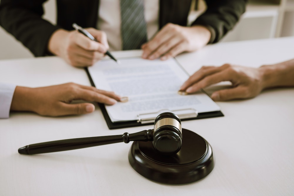 Le Droit au Divorce : Étude des Avantages et Inconvénients