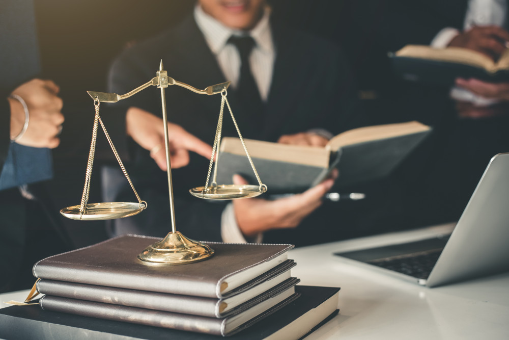 Les responsabilités et le rôle d'un avocat en tant qu'aide juridique : une mission essentielle