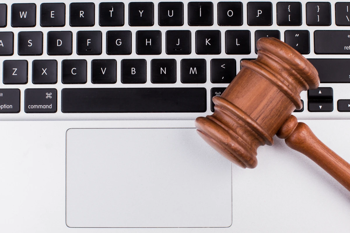 Divorcer par Internet : une procédure simplifiée à portée de clic